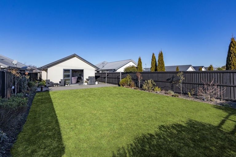 Photo of property in 10 Helmore Street, Rangiora, 7400