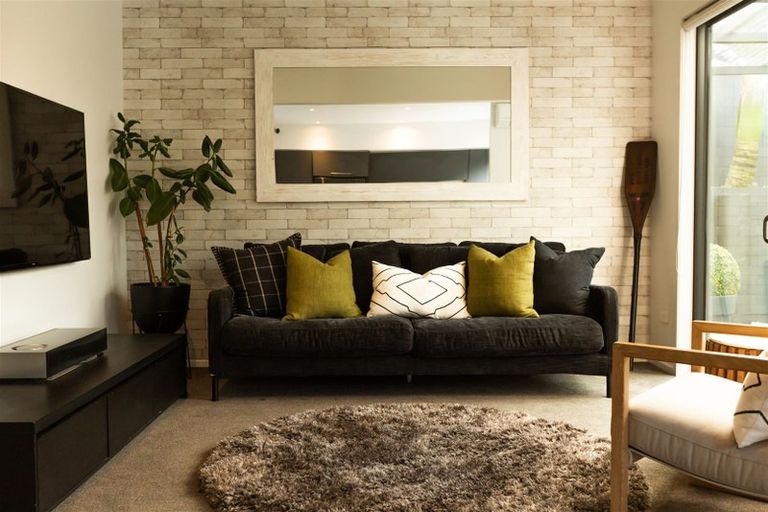 Photo of property in 72a Francis Street, Hauraki, Auckland, 0622