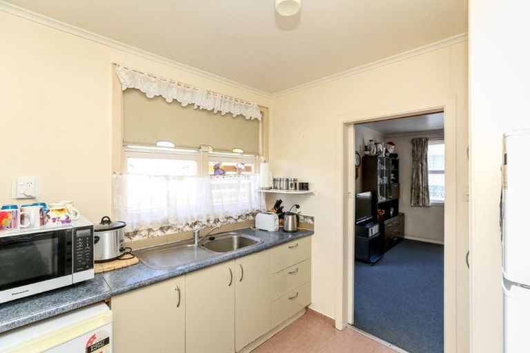 Photo of property in 10a Vogel Street, Fitzroy, New Plymouth, 4312