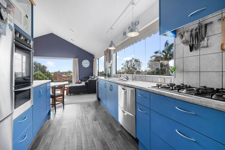 Photo of property in 39 Alec Craig Way, Gulf Harbour, Whangaparaoa, 0930