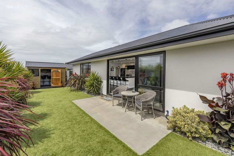 Photo of property in 2 Salisbury Avenue, Rangiora, 7400