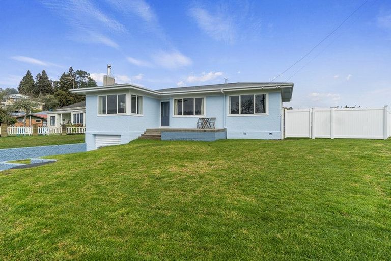 Photo of property in 12 Kelburn Place, Tinwald, Ashburton, 7700