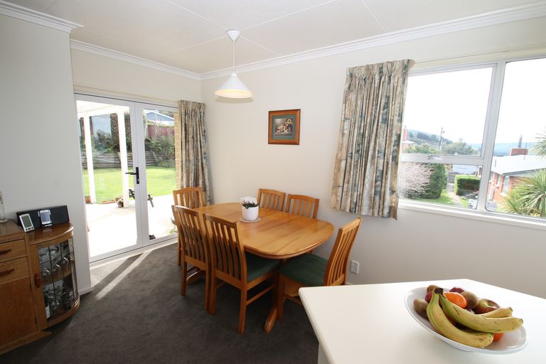 Photo of property in 27 Salmond Street, Halfway Bush, Dunedin, 9010