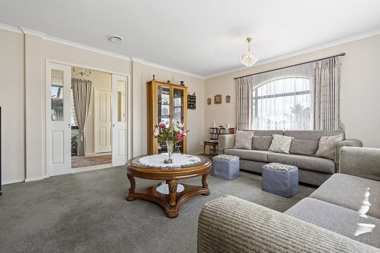 Photo of property in 36 Madison Street, Cambridge, 3434