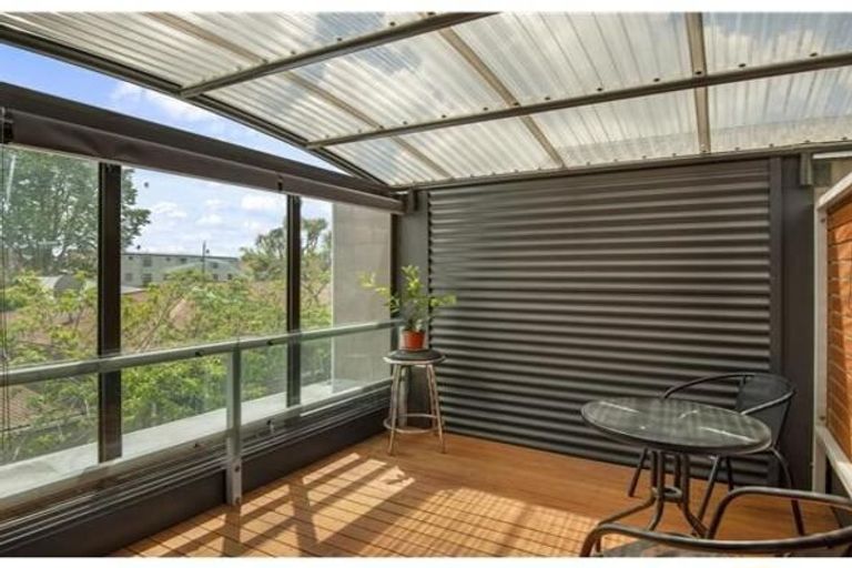 Photo of property in 3/450 Barbadoes Street, Edgeware, Christchurch, 8013