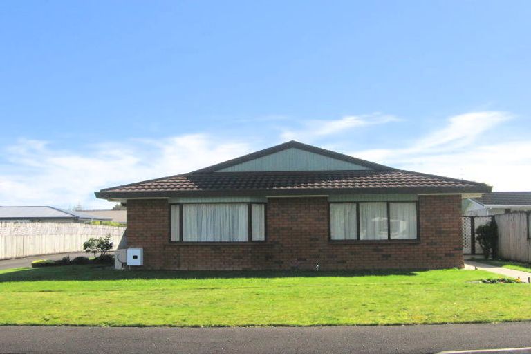 Photo of property in 4a Bolmuir Road, Forest Lake, Hamilton, 3200