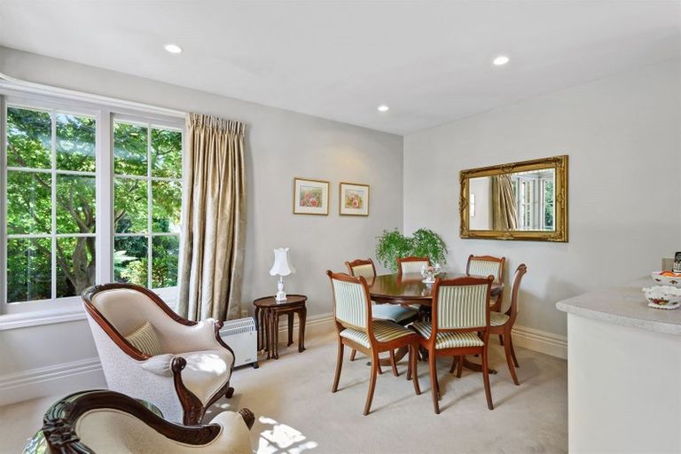 Photo of property in 12 Makora Street, Fendalton, Christchurch, 8041