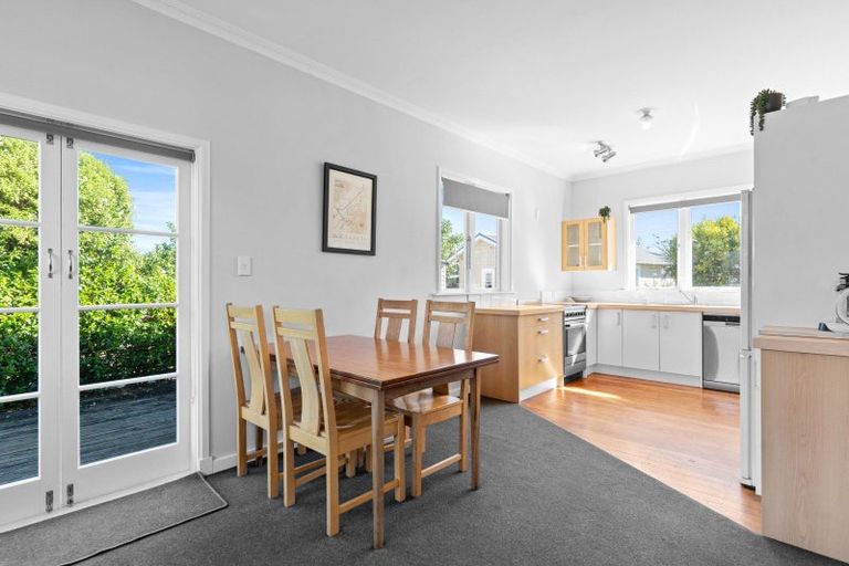 Photo of property in 64 Cologne Street, Martinborough, 5711