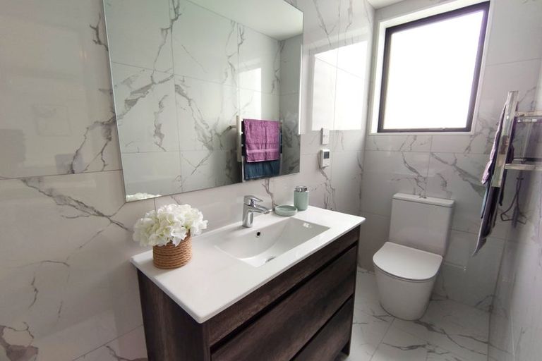 Photo of property in 10 Waka Street, Albany Heights, Auckland, 0632