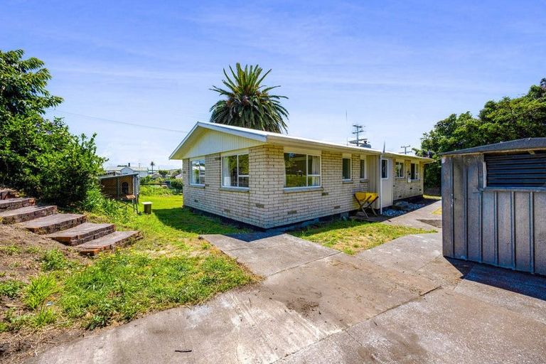 Photo of property in 13 Norfolk Street, Patea, 4520