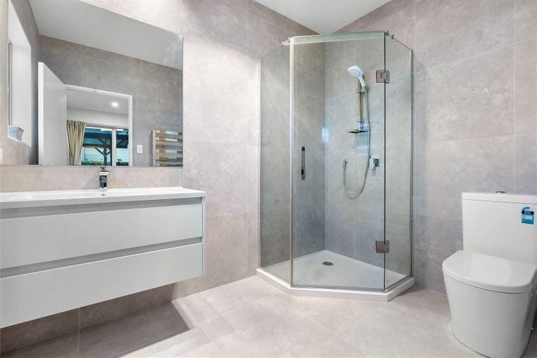 Photo of property in 8 Camp X Place, Whenuapai, Auckland, 0618