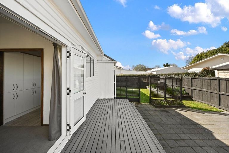 Photo of property in 12 Bains Avenue, Hamilton East, Hamilton, 3216