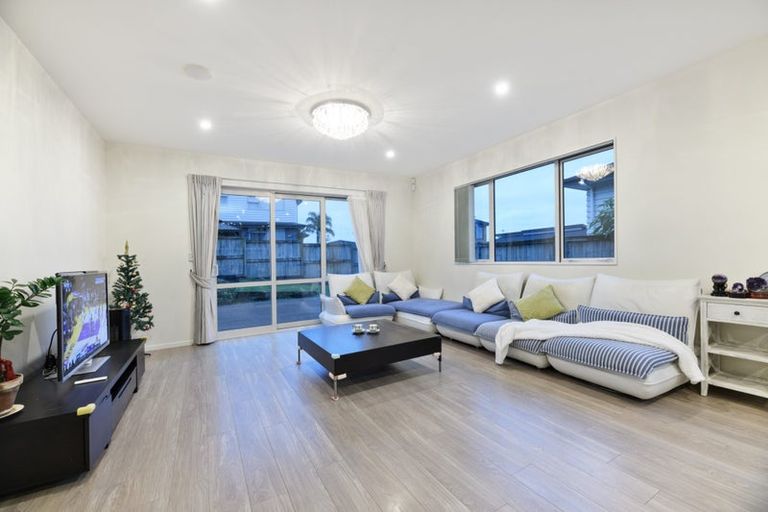Photo of property in 7 Syrah Crescent, Ranui, Auckland, 0612