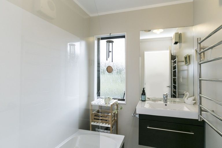 Photo of property in 118 Montgomery Avenue, Karori, Wellington, 6012