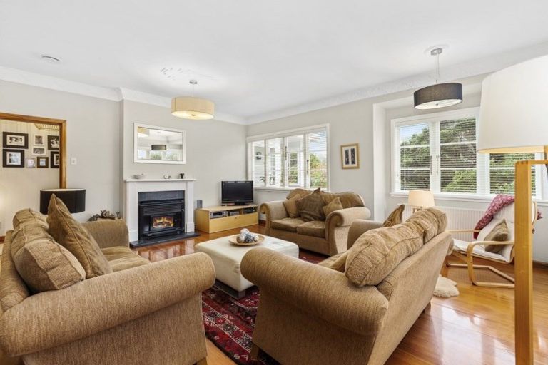 Photo of property in 18 Delhi Crescent, Khandallah, Wellington, 6035