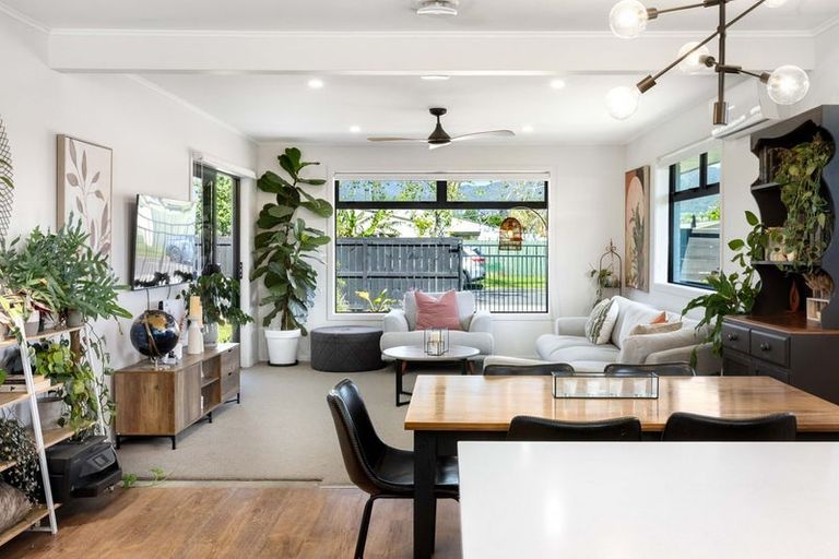 Photo of property in 24 Heron Crescent, Katikati, 3129