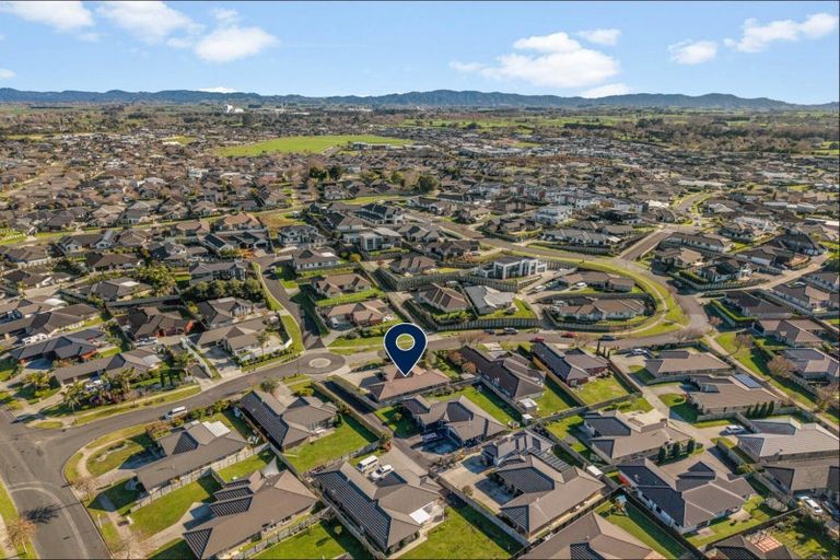 Photo of property in 12 Sylvester Crescent, Flagstaff, Hamilton, 3210