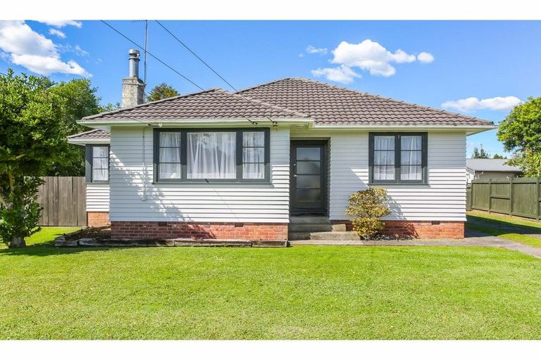 Photo of property in 1/90 Kelvin Road, Papakura, 2110