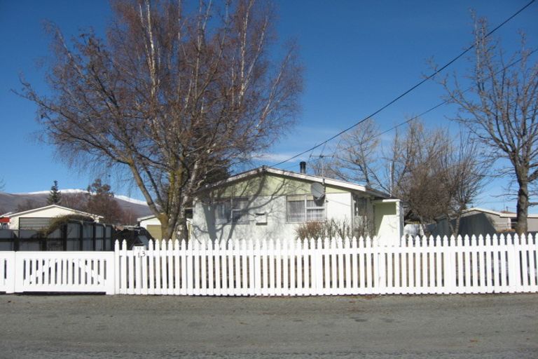 Photo of property in 13 Sefton Street, Twizel, 7901