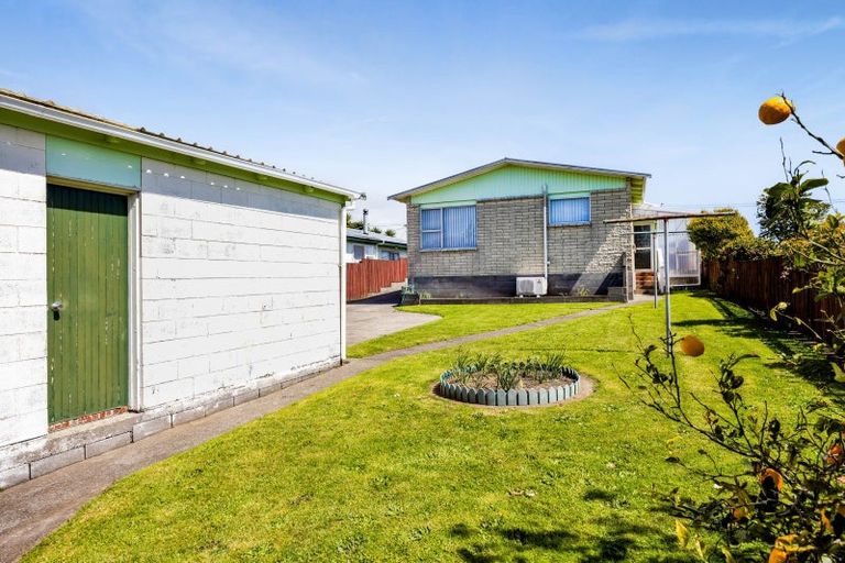 Photo of property in 82 Grey Street, Waitara, 4320