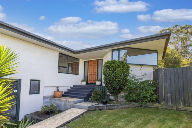 Photo of property in 16 Mcdougal Place, Kaiapoi, 7630