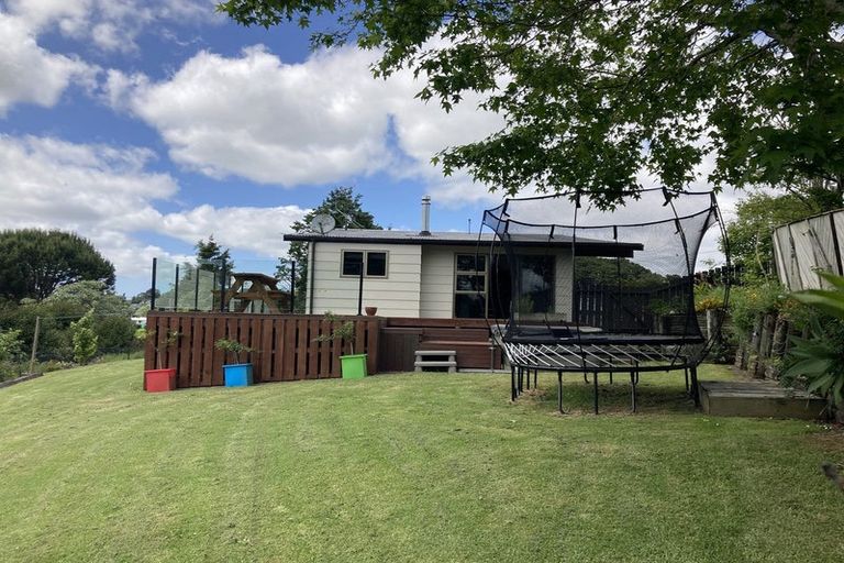 Photo of property in 111 Alcoba Street, Te Kamo, Whangarei, 0112