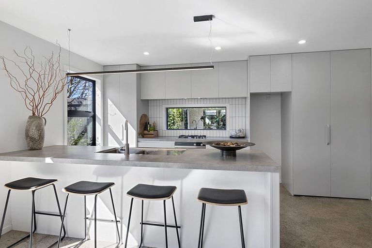 Photo of property in 276b Frankley Road, Ferndale, New Plymouth, 4310