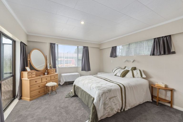 Photo of property in 4 Nikau Place, Otaki, 5512