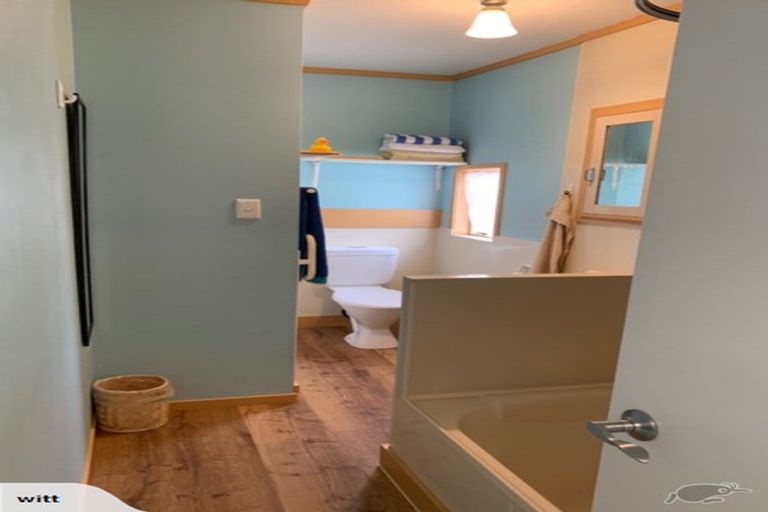 Photo of property in 1/645 Swanson Road, Swanson, Auckland, 0612