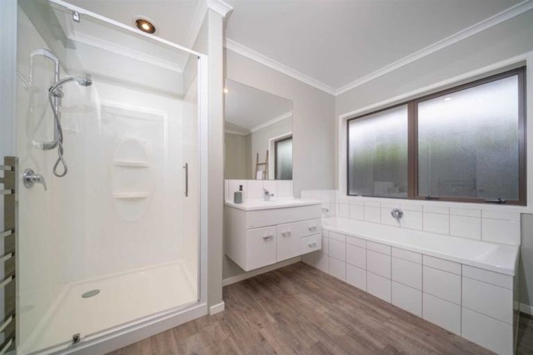 Photo of property in 15 Raranga Street, Marshland, Christchurch, 8083