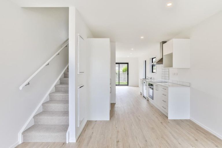 Photo of property in 150b Mcleod Road, Te Atatu South, Auckland, 0610