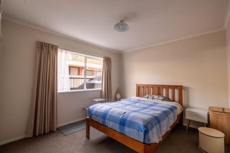 Photo of property in 1/100 Centaurus Road, Huntsbury, Christchurch, 8022