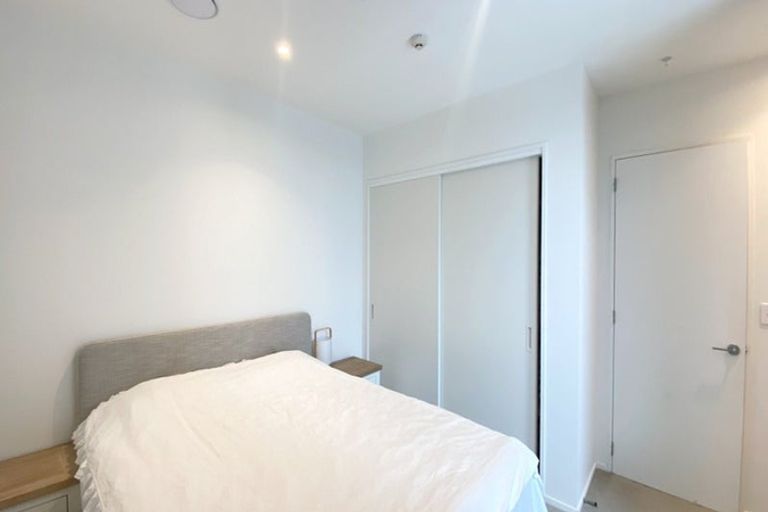 Photo of property in 1103/1 Buscomb Avenue, Henderson, Auckland, 0610