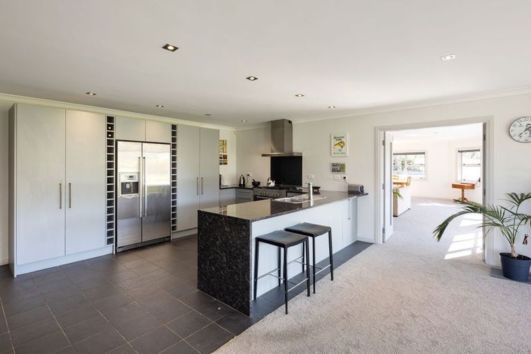 Photo of property in 10 Parker Road, Huntly, 3771