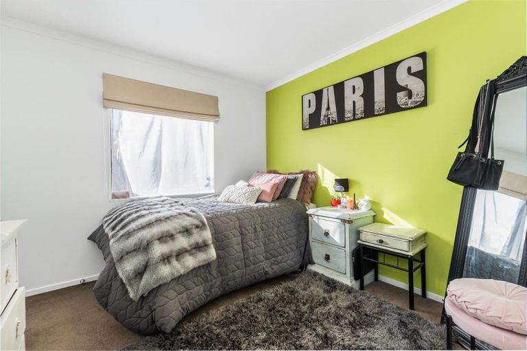 Photo of property in 17 Mavora Road, Lake Hayes, Queenstown, 9304