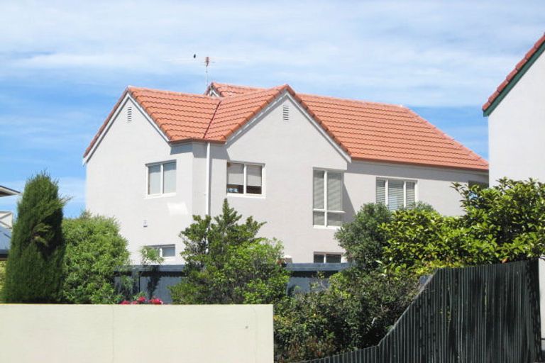 Photo of property in 2/22 Cordyline Place, Waimairi Beach, Christchurch, 8083