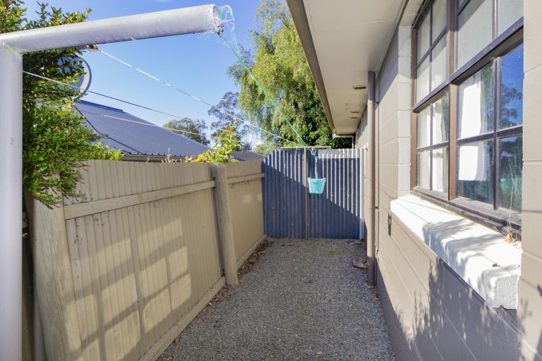 Photo of property in 1a Weston Road, Holmes Hill, Oamaru, 9401