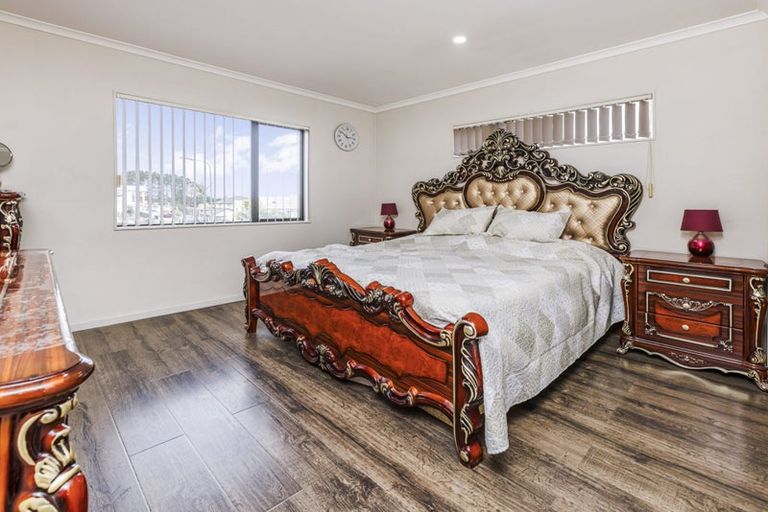 Photo of property in 5 Staten Place, Mangere, Auckland, 2022