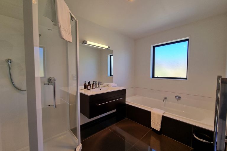 Photo of property in 24 Mistake Drive, Lake Tekapo, 7999