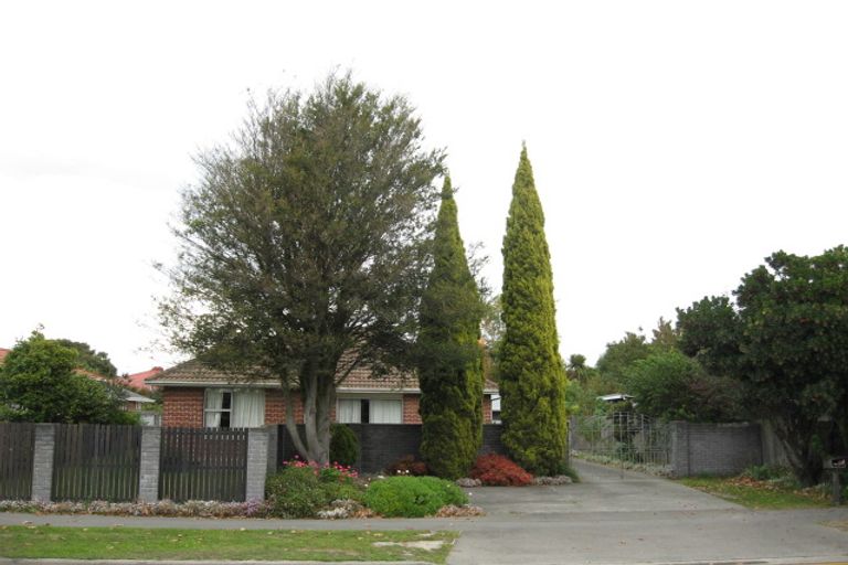 Photo of property in 123 Yaldhurst Road, Sockburn, Christchurch, 8042