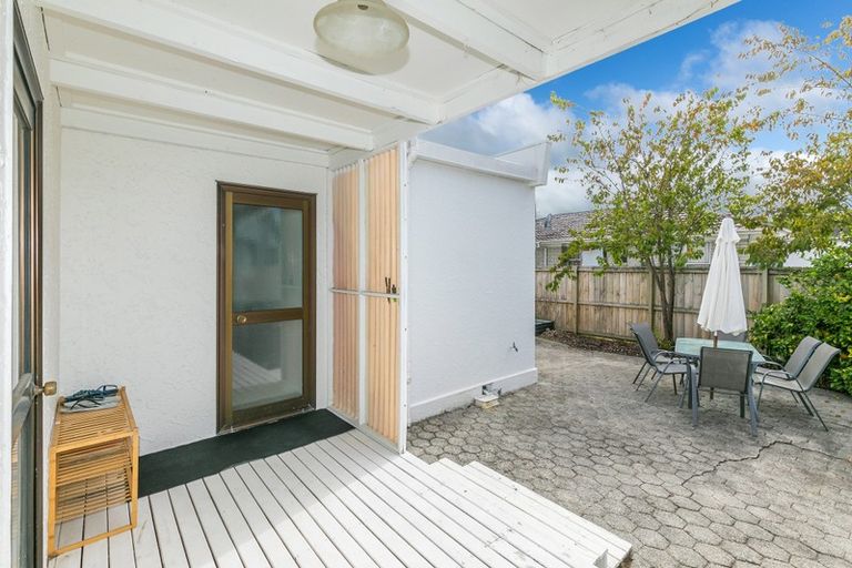 Photo of property in 180 Clarkin Road, Fairfield, Hamilton, 3214