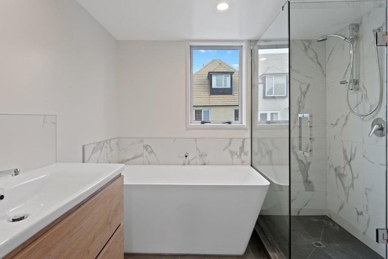 Photo of property in Cranleigh Mews, 1/10 Cranmer Square, Christchurch Central, Christchurch, 8013