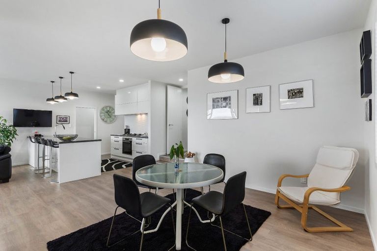 Photo of property in 106 Wainui Road, Silverdale, 0932