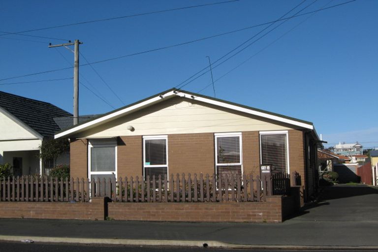 Photo of property in 16 Coughtrey Street, Saint Clair, Dunedin, 9012