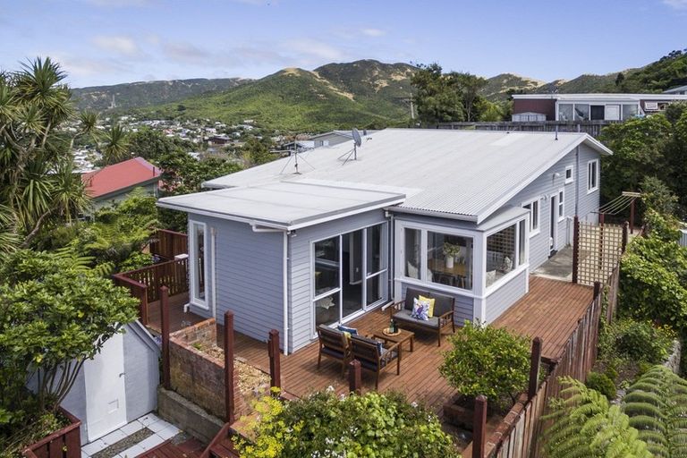 Photo of property in 3 Kau Kau Way, Ngaio, Wellington, 6035