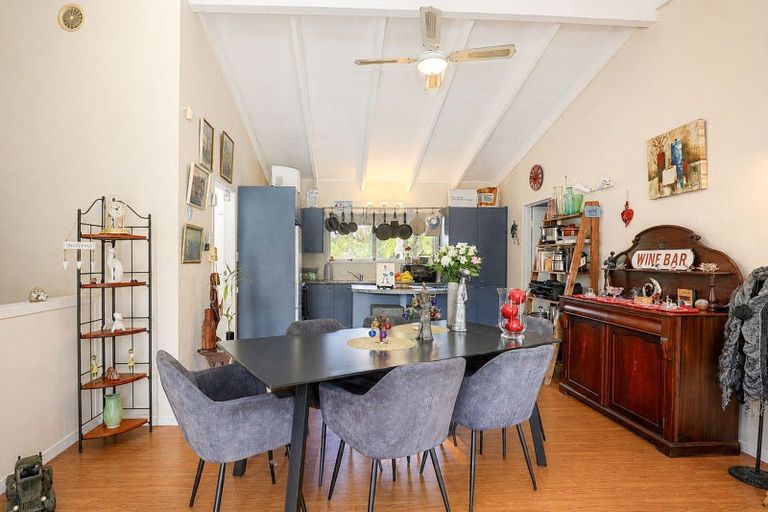Photo of property in 96b Grand Vue Road, Kawaha Point, Rotorua, 3010