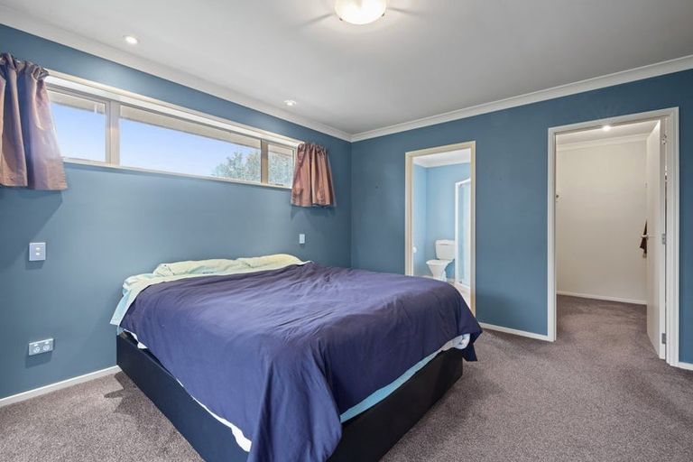 Photo of property in 26 Parkinson Place, Woodend, 7610