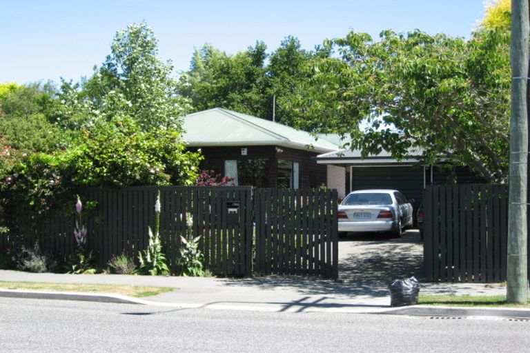 Photo of property in 339 Avonhead Road, Avonhead, Christchurch, 8042