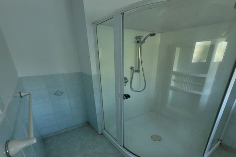 Photo of property in 3 Moera Place, Stanmore Bay, Whangaparaoa, 0932