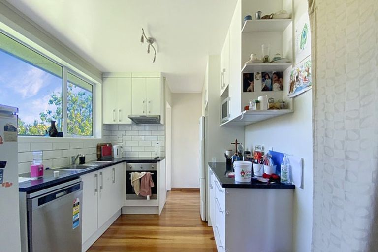 Photo of property in 27 Olive Crescent, Papatoetoe, Auckland, 2025